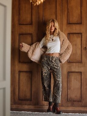 Muse Leopard Barrel Jeans Muse Leopard Barrel Jeans